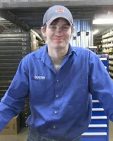 Dustin Knecht
